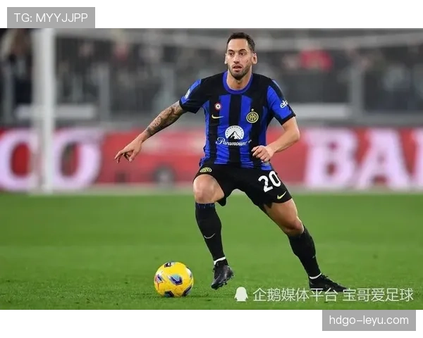 恰尔汗奥卢崛起为中场新核 战术价值大幅提升