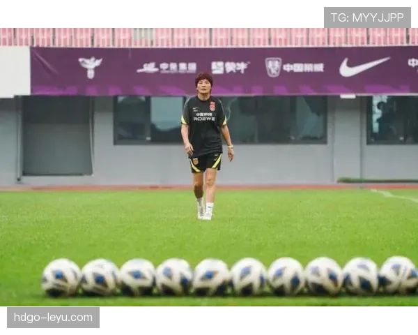 新帅上任迎大考，中国队能否重振雄风引关注