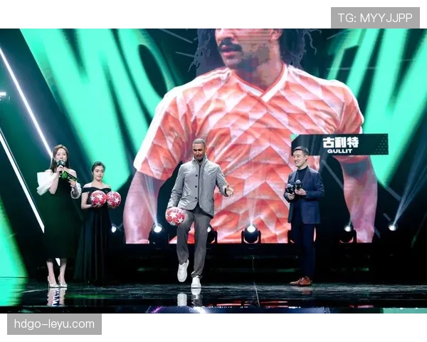 创纪录转会费引爆足坛!新交易金额引发全球热议 创纪录转会费引爆足坛!新交易金额引发全球热议