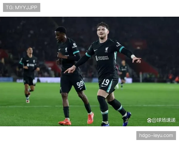 南安普顿新逼抢体系惊艳亮相，战术革新成球队崛起关键