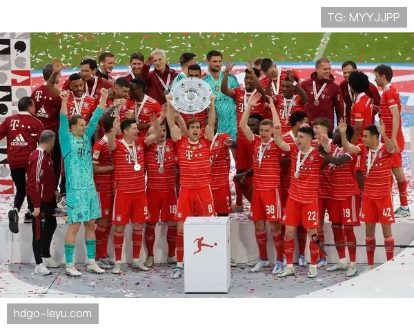 卡马文加展现战术适应能力，助力球队表现稳健，逆转赛季局势