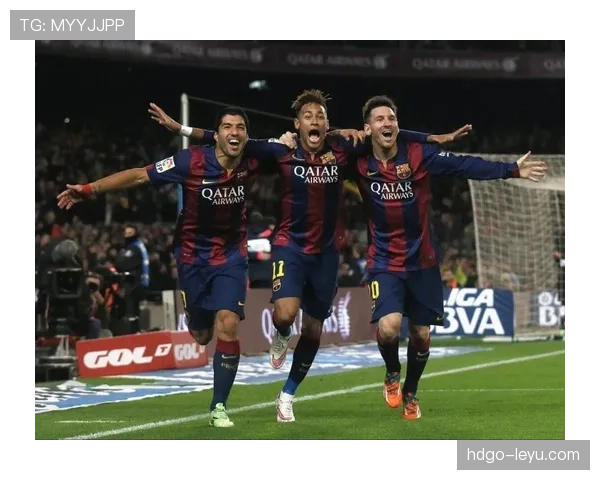 拉菲尼亚庆祝动作起源揭秘：致敬家乡与个人标志性表达