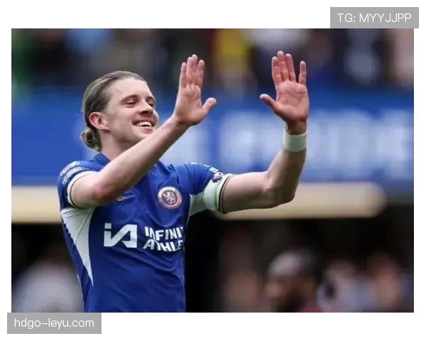 切尔西引援策略效果争议，近期表现波动对球队稳定性形成考验