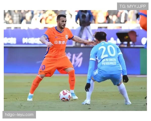 山东泰山比赛节奏失控问题持续显现，阶段性变化对球队表现造成影响